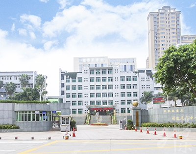 廈們(men)信(xin)息學(xué)校